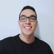 <em>Julian Caballero</em>